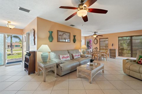 Villa ou maison à vendre à Port Charlotte, Floride: 3 chambres, 124.86 m2 № 1635203 - photo 13