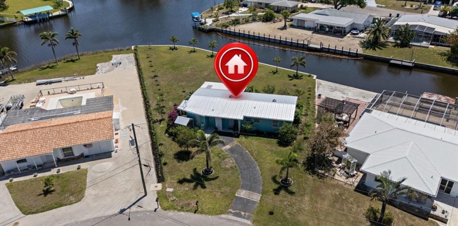 Villa ou maison à Port Charlotte, Floride 3 chambres, 124.86 m2 № 1635203