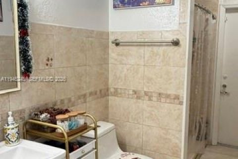 Casa en venta en Homestead, Florida, 3 dormitorios, 135.17 m2 № 2001908 - foto 15