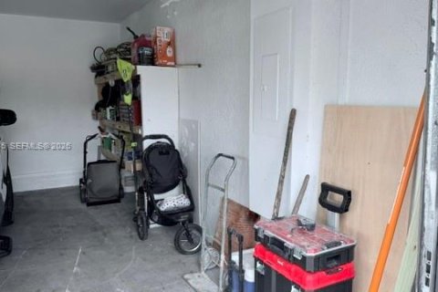 Casa en venta en Homestead, Florida, 3 dormitorios, 135.17 m2 № 2001908 - foto 4