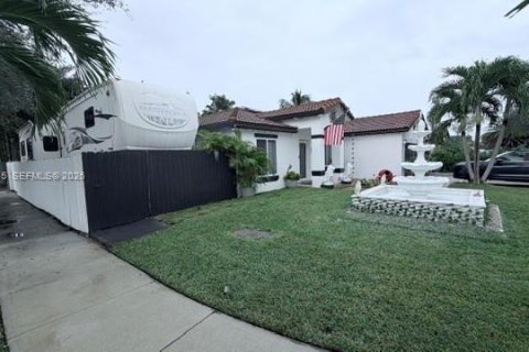 Casa en venta en Homestead, Florida, 3 dormitorios, 135.17 m2 № 2001908 - foto 29