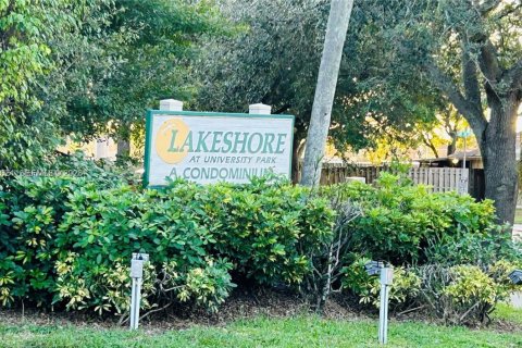 Condominio en alquiler en Miramar, Florida, 2 dormitorios, 77.29 m2 № 2023708 - foto 12