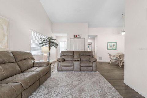 Villa ou maison à vendre à Palm Coast, Floride: 2 chambres, 120.59 m2 № 1680413 - photo 8