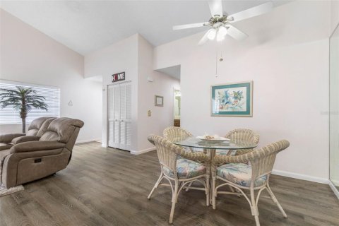 Villa ou maison à vendre à Palm Coast, Floride: 2 chambres, 120.59 m2 № 1680413 - photo 17