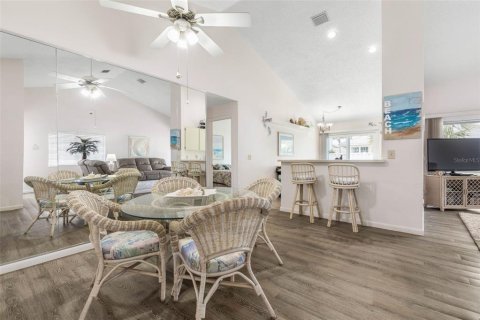 Villa ou maison à vendre à Palm Coast, Floride: 2 chambres, 120.59 m2 № 1680413 - photo 11
