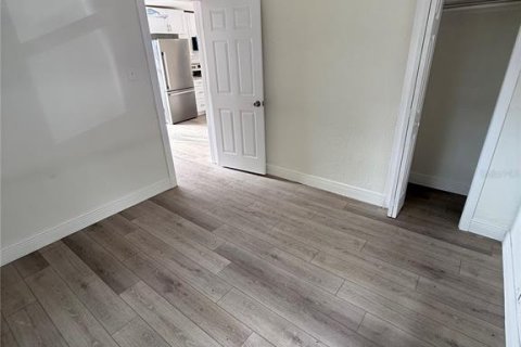 Villa ou maison à vendre à Tampa, Floride: 3 chambres, 72.46 m2 № 2399336 - photo 11
