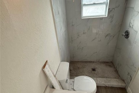 Villa ou maison à vendre à Tampa, Floride: 3 chambres, 72.46 m2 № 2399336 - photo 19