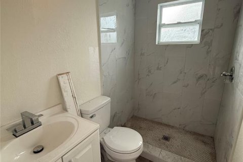 Villa ou maison à vendre à Tampa, Floride: 3 chambres, 72.46 m2 № 2399336 - photo 17