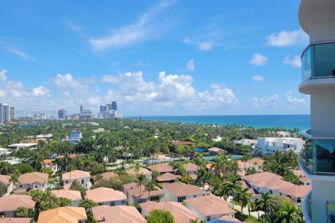 Condo in Sunny Isles Beach, Florida, 1 bedroom  № 1887421 - photo 9