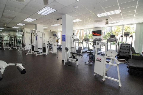 Condo in Sunny Isles Beach, Florida, 1 bedroom  № 1887421 - photo 7