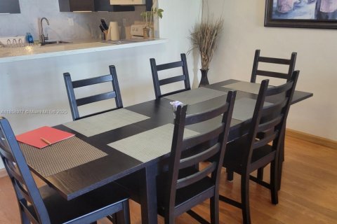 Condo in Sunny Isles Beach, Florida, 1 bedroom  № 1887421 - photo 12