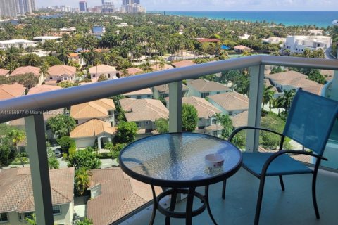 Condo in Sunny Isles Beach, Florida, 1 bedroom  № 1887421 - photo 8