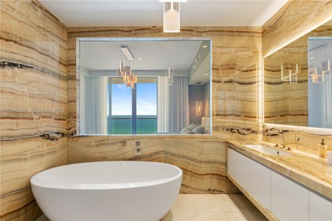 Снять в аренду кондоминиум в Санни-Айлс-Бич, Флорида 4 спальни, 305.37м2, № 2004638 - фото 12