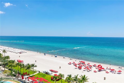 Снять в аренду кондоминиум в Санни-Айлс-Бич, Флорида 4 спальни, 305.37м2, № 2004638 - фото 21