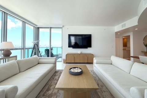 Copropriété à vendre à Miami, Floride: 2 chambres, 142.05 m2 № 1995135 - photo 2