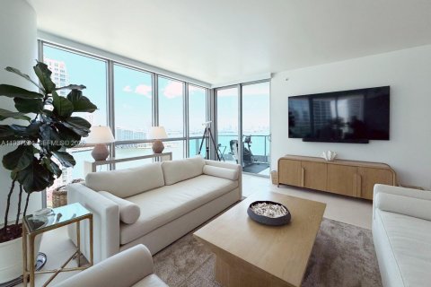 Copropriété à vendre à Miami, Floride: 2 chambres, 142.05 m2 № 1995135 - photo 3