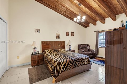 Купить виллу или дом в Пемброк-Пайнс, Флорида 2 спальни, 111.11м2, № 1990417 - фото 15