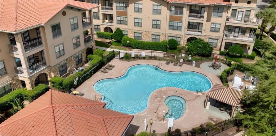 Apartment in Davenport, Florida 3 bedrooms, 113.06 sq.m. № 2378213