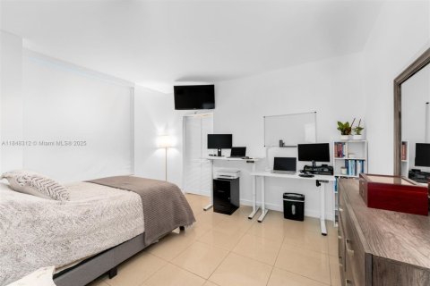 Copropriété à vendre à Miami, Floride: 1 chambre, 64.29 m2 № 1848928 - photo 8