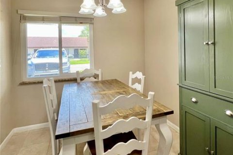 Снять в аренду таунхаус в Ларго, Флорида 6 комнат, 107.3м2, № 1869611 - фото 12