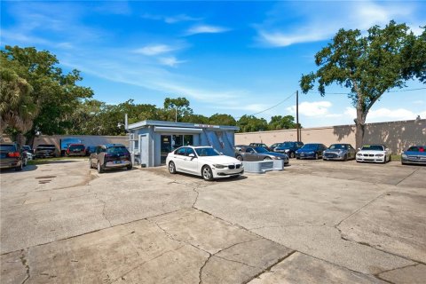 Commercial property in Daytona Beach, Florida 28.99 sq.m. № 2384191