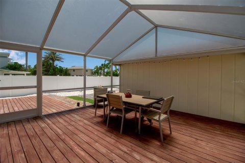 Villa ou maison à vendre à Holmes Beach, Floride: 2 chambres, 111.48 m2 № 1821140 - photo 22