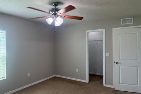 House in Poinciana, Florida 4 bedrooms, 130.06 sq.m. № 2379319 - photo 25