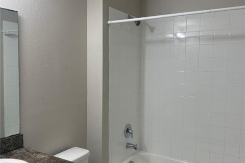 House in Poinciana, Florida 4 bedrooms, 130.06 sq.m. № 2379319 - photo 19