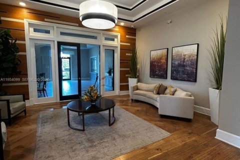 House in Hialeah, Florida 3 bedrooms, 143.53 sq.m. № 2008954 - photo 26