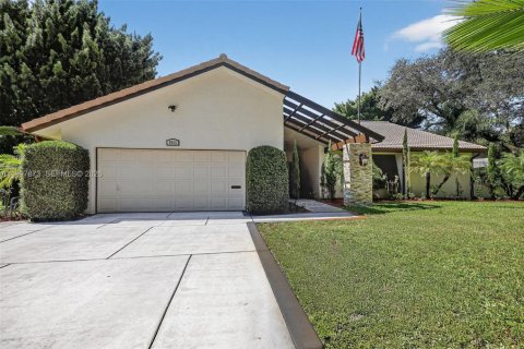 Villa ou maison à Cooper City, Floride 3 chambres, 229.38 m2 № 2060266