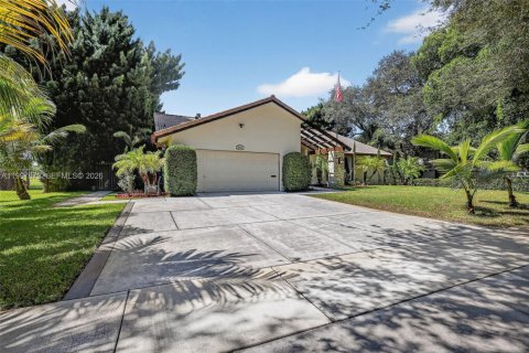 Villa ou maison à vendre à Cooper City, Floride: 3 chambres, 229.38 m2 № 2060266 - photo 2