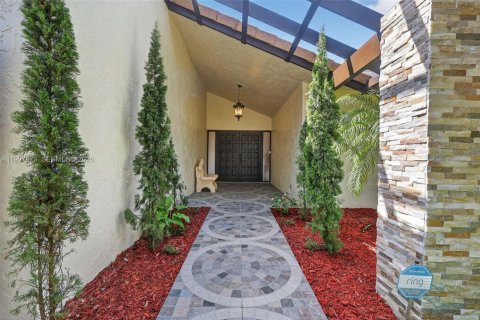 Villa ou maison à vendre à Cooper City, Floride: 3 chambres, 229.38 m2 № 2060266 - photo 6