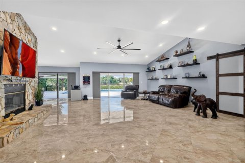 Villa ou maison à vendre à Cooper City, Floride: 3 chambres, 229.38 m2 № 2060266 - photo 8