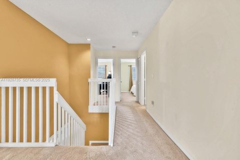 Villa ou maison à vendre à Pembroke Pines, Floride: 3 chambres, 205.87 m2 № 1987297 - photo 25