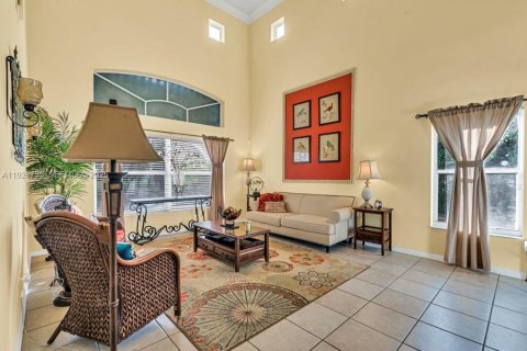 Villa ou maison à vendre à Pembroke Pines, Floride: 3 chambres, 205.87 m2 № 1987297 - photo 8
