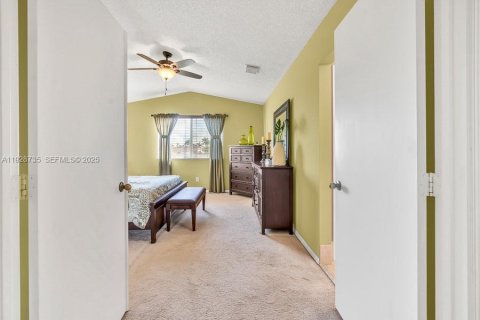 Villa ou maison à vendre à Pembroke Pines, Floride: 3 chambres, 205.87 m2 № 1987297 - photo 19