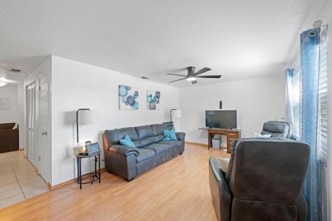 Casa en venta en Gulfport, Florida, 3 dormitorios, 92.07 m2 № 1429519 - foto 8