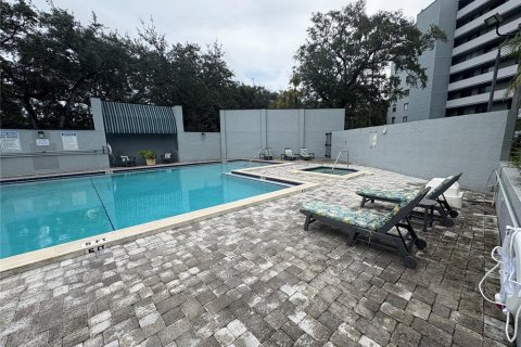Condominio en alquiler en Tampa, Florida, 2 dormitorios, 94.39 m2 № 1906864 - foto 18