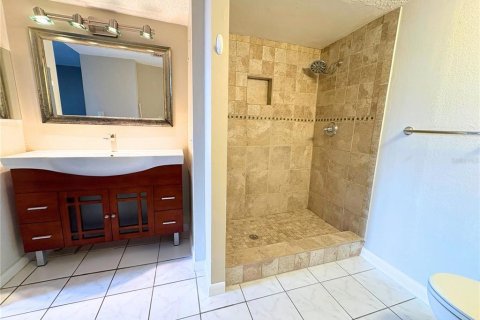 Condominio en alquiler en Tampa, Florida, 2 dormitorios, 94.39 m2 № 1906864 - foto 12