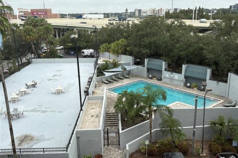 Condominio en alquiler en Tampa, Florida, 2 dormitorios, 94.39 m2 № 1906864 - foto 16