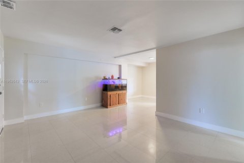 Купить виллу или дом в Майами, Флорида 3 спальни, 155.98м2, № 2006700 - фото 5