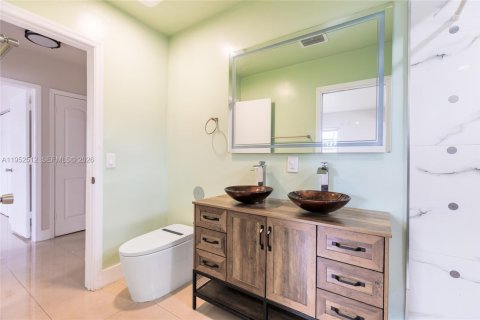 Купить виллу или дом в Майами, Флорида 3 спальни, 155.98м2, № 2006700 - фото 11