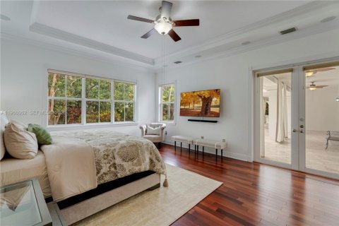 House in Pinecrest, Florida 7 bedrooms, 569.21 sq.m. № 2030518 - photo 21