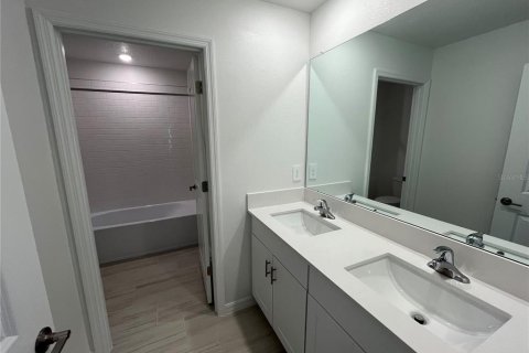 Casa en alquiler en San Antonio, Florida, 5 dormitorios, 221.94 m2 № 1916366 - foto 25