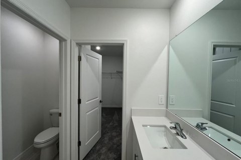 Casa en alquiler en San Antonio, Florida, 5 dormitorios, 221.94 m2 № 1916366 - foto 12