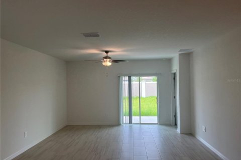 Casa en alquiler en San Antonio, Florida, 5 dormitorios, 221.94 m2 № 1916366 - foto 6