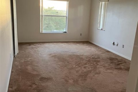 House in Minneola, Florida 4 bedrooms, 179.67 sq.m. № 2384030 - photo 5