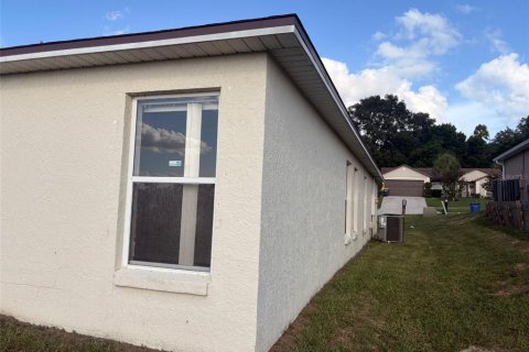 House in Minneola, Florida 4 bedrooms, 179.67 sq.m. № 2384030 - photo 6