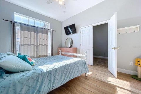 Adosado en venta en Tarpon Springs, Florida, 3 dormitorios, 166.57 m2 № 1853469 - foto 28