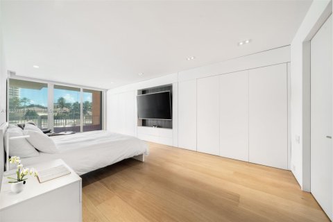 Condo in Key Biscayne, Florida, 2 bedrooms  № 1818344 - photo 19